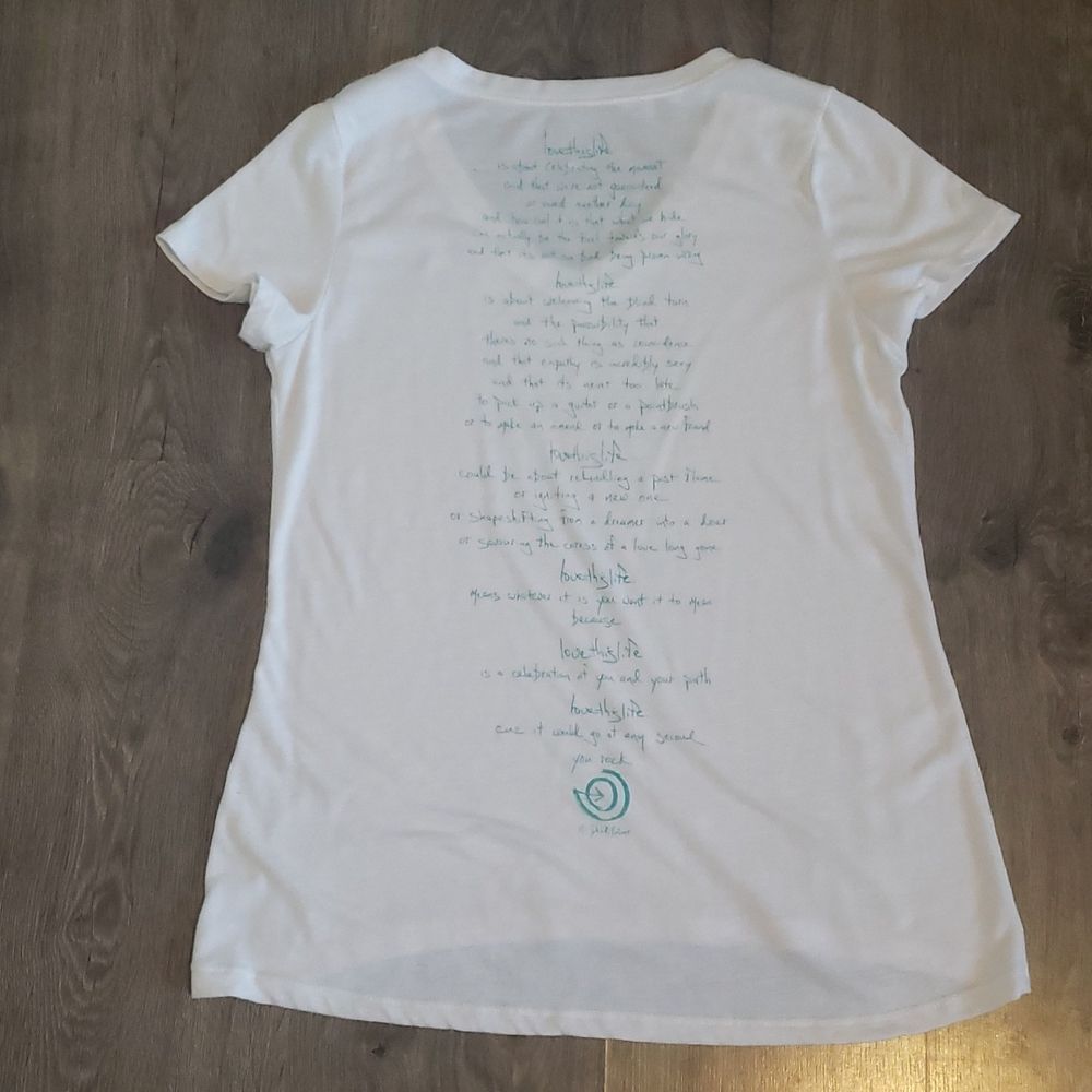Love this life t-shirt - Picture 4 of 9